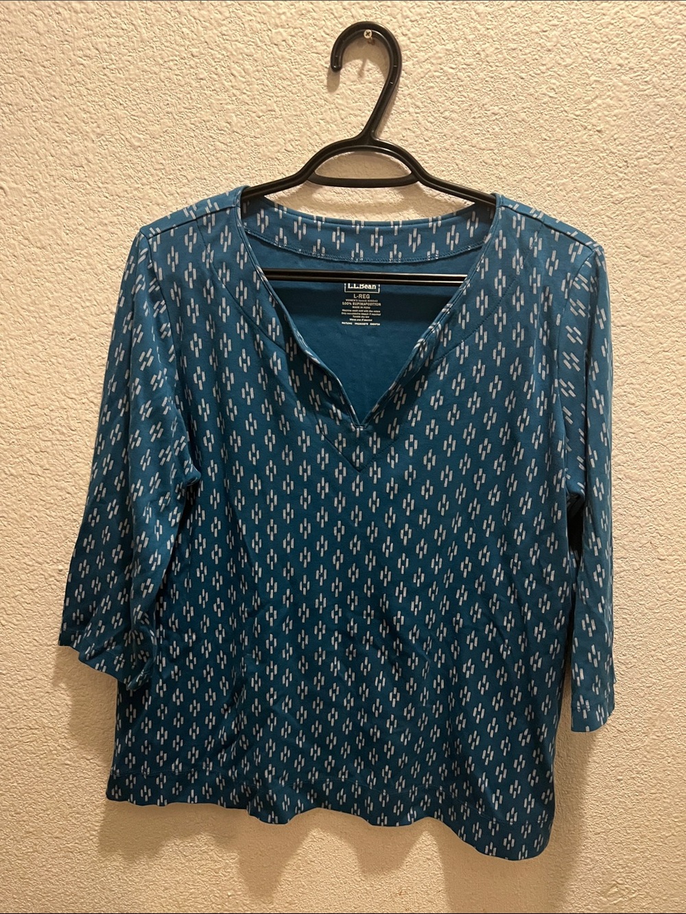 L.L. Bean Teal Blue Ikat-Style V-Neck Long Sleeve Top
